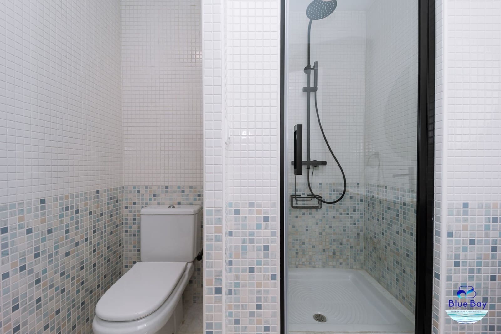 2 bedroom Apartment for sale in La Herradura with pool - € 375,000 (Ref: 8812350)