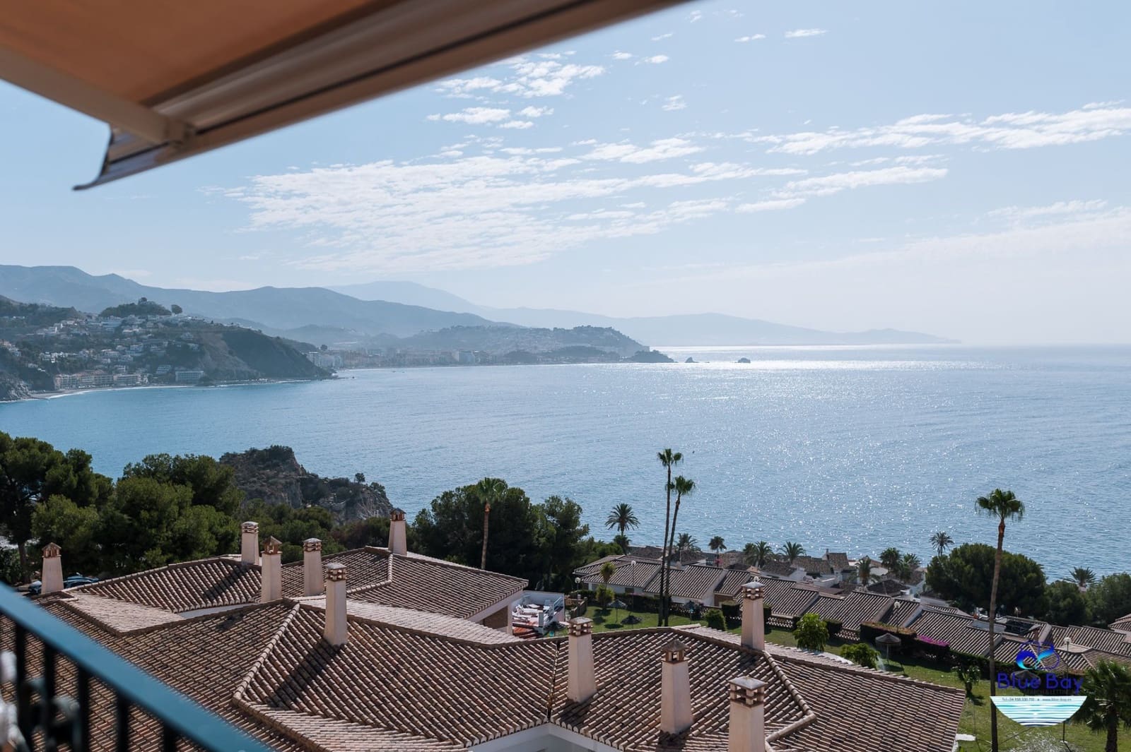 2 bedroom Apartment for sale in La Herradura with pool - € 375,000 (Ref: 8812350)