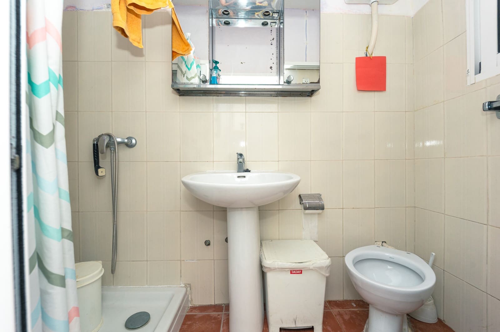 5 soveværelse Byhus til salg i La Herradura - € 265.000 (Ref: 9134005)