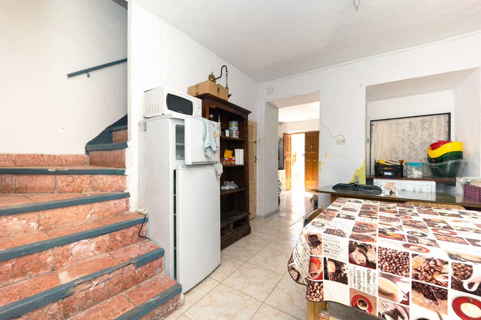 5 soveværelse Byhus til salg i La Herradura - € 265.000 (Ref: 9134005)