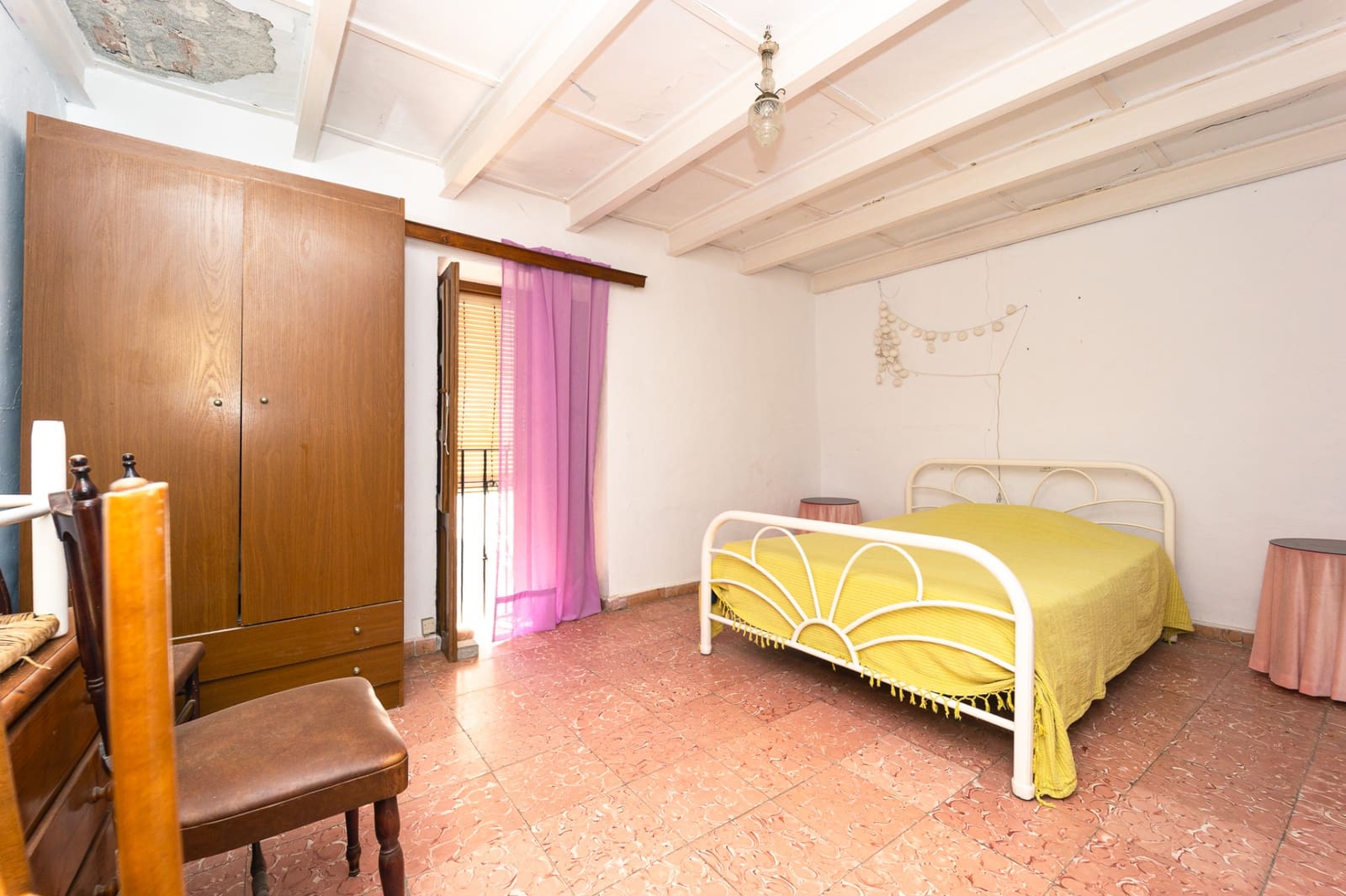 5 soveværelse Byhus til salg i La Herradura - € 265.000 (Ref: 9134005)