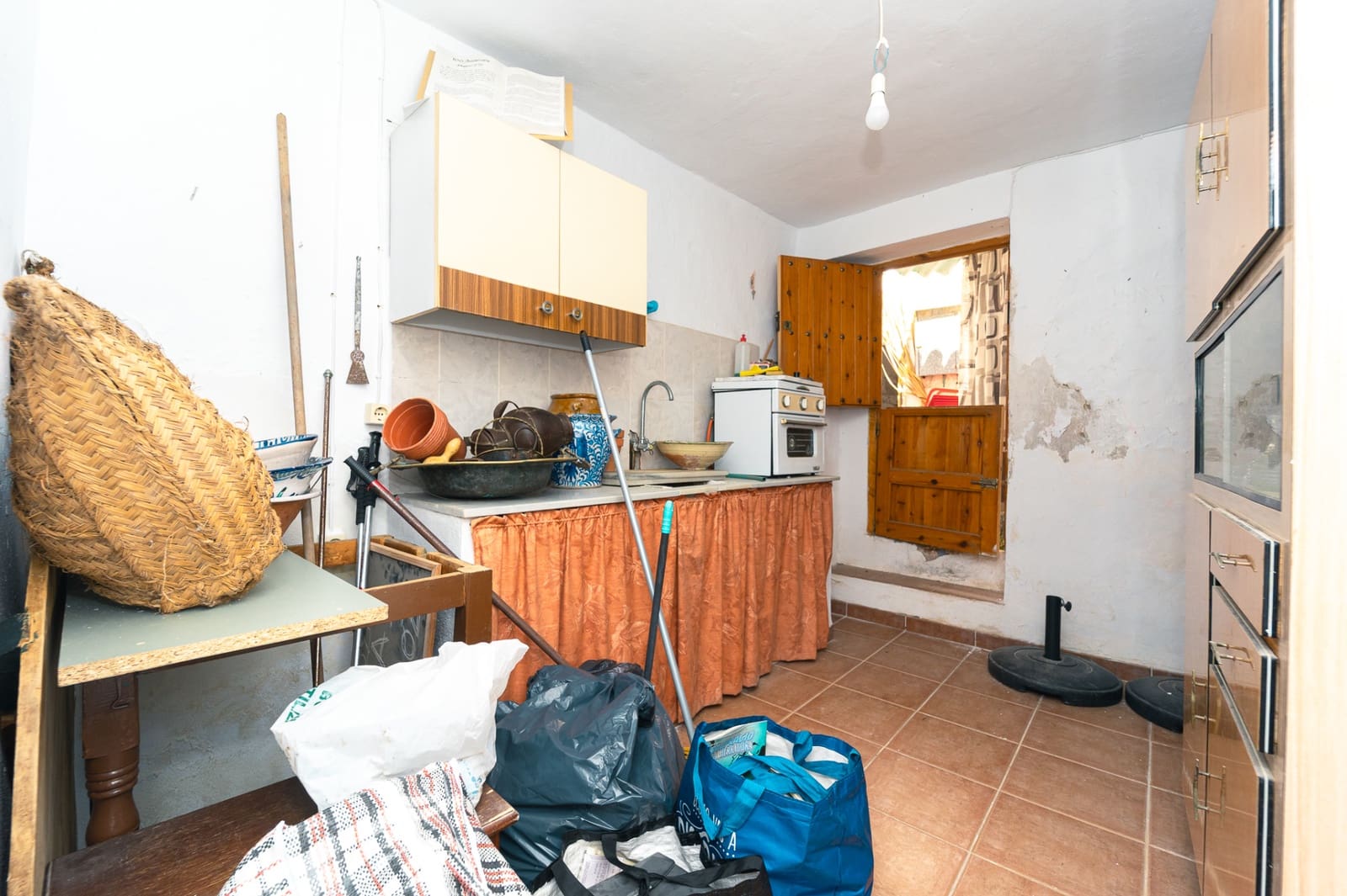 5 soveværelse Byhus til salg i La Herradura - € 265.000 (Ref: 9134005)