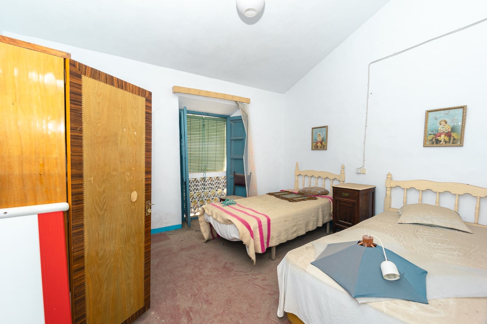 5 soveværelse Byhus til salg i La Herradura - € 265.000 (Ref: 9134005)