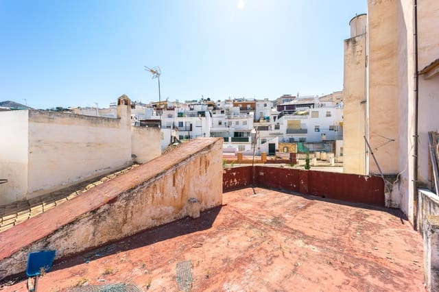 5 soveværelse Byhus til salg i La Herradura, Almuñécar - € 265.000 (Ref: 9134005)