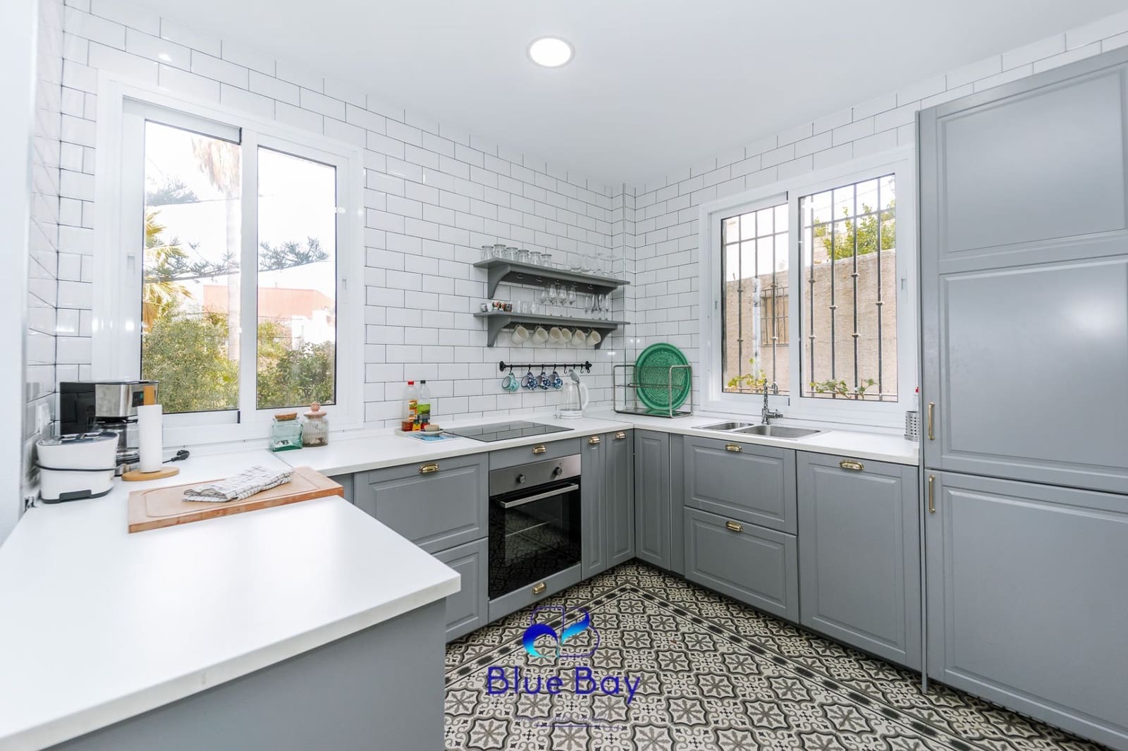 3 bedroom Apartment for sale in La Herradura with garage - € 370,000 (Ref: 9235981)