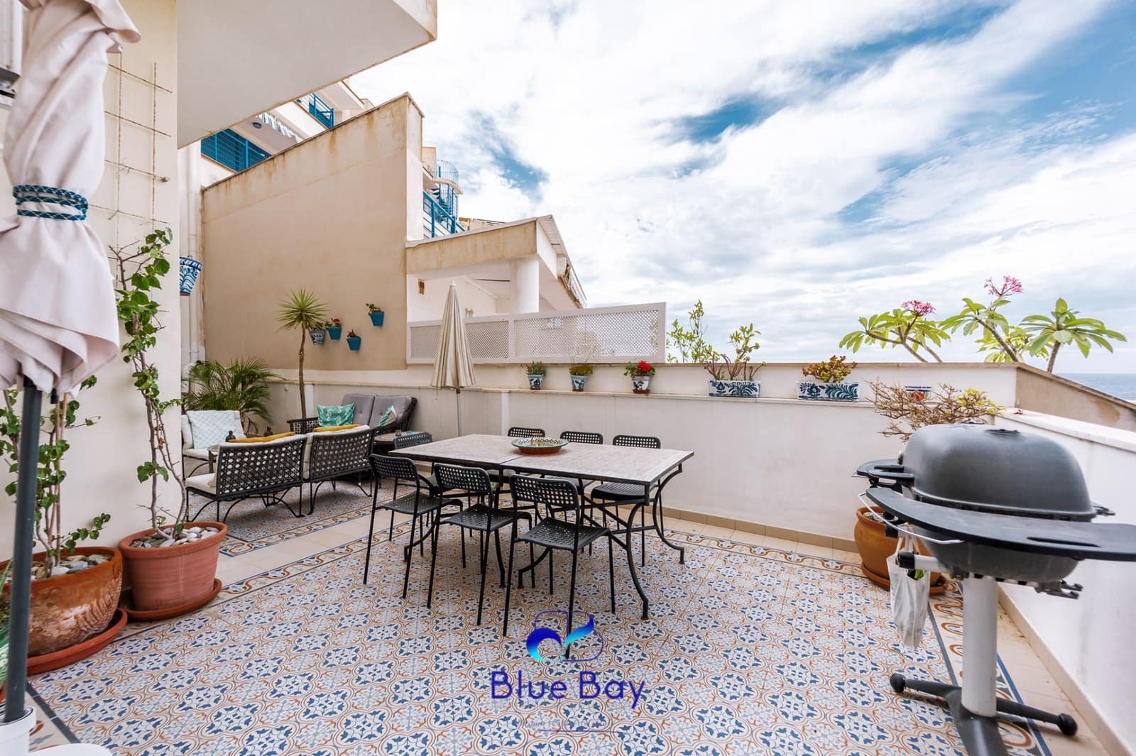 3 bedroom Apartment for sale in La Herradura with garage - € 370,000 (Ref: 9235981)