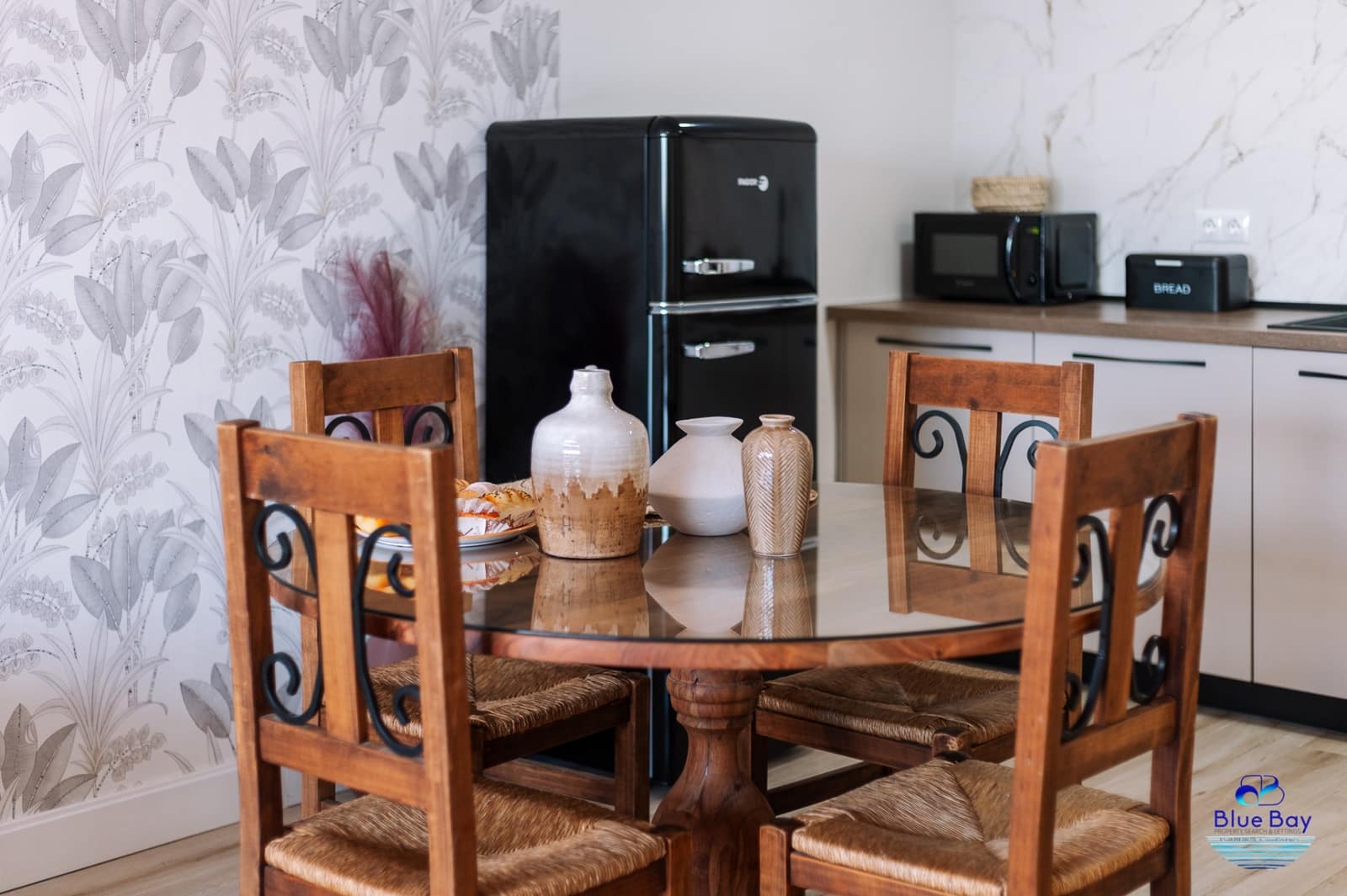 1 slaapkamer Appartement te huur in La Herradura met zwembad garage - € 950 (Ref: 9272072)