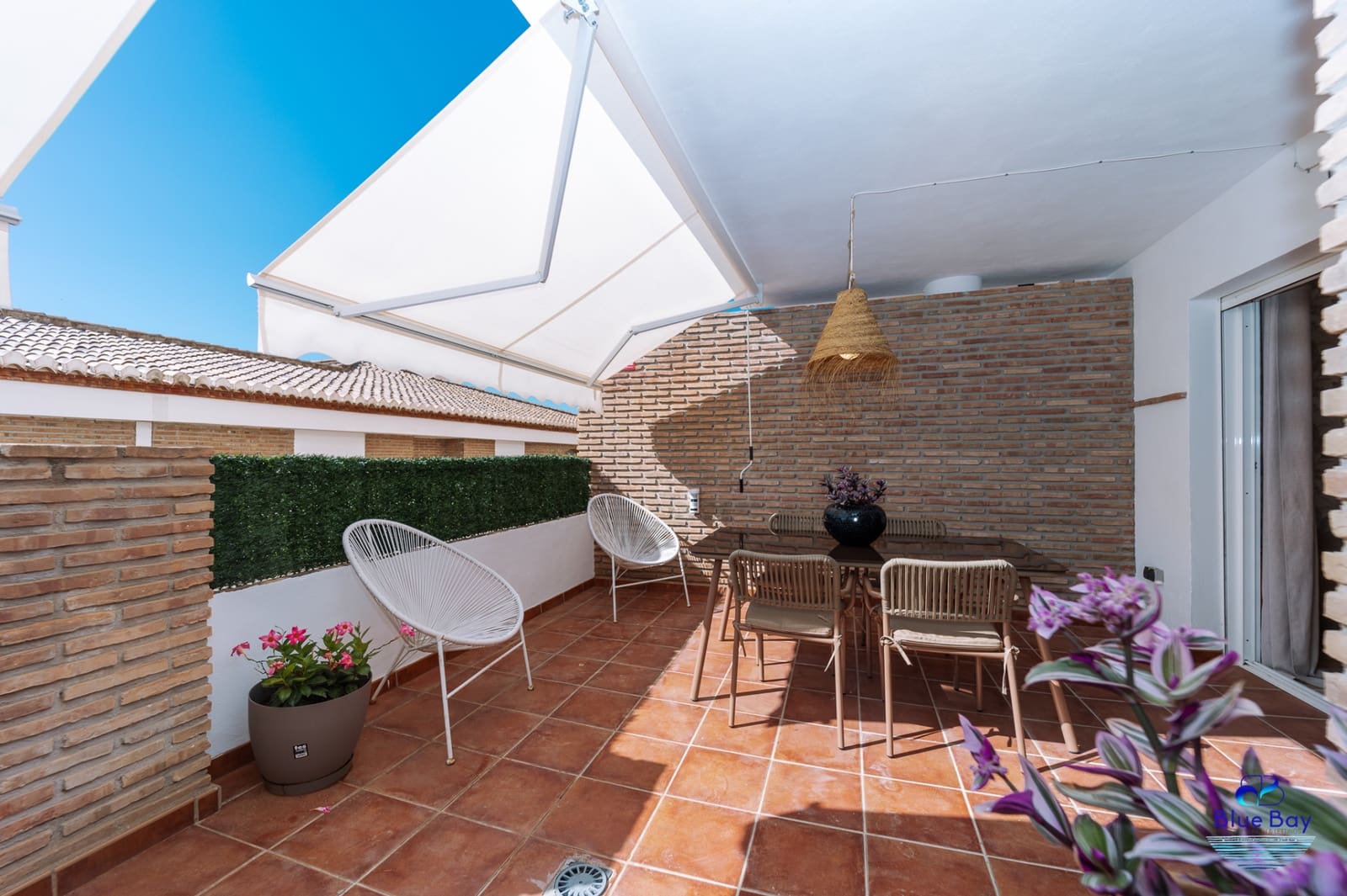 1 slaapkamer Appartement te huur in La Herradura met zwembad garage - € 950 (Ref: 9272072)
