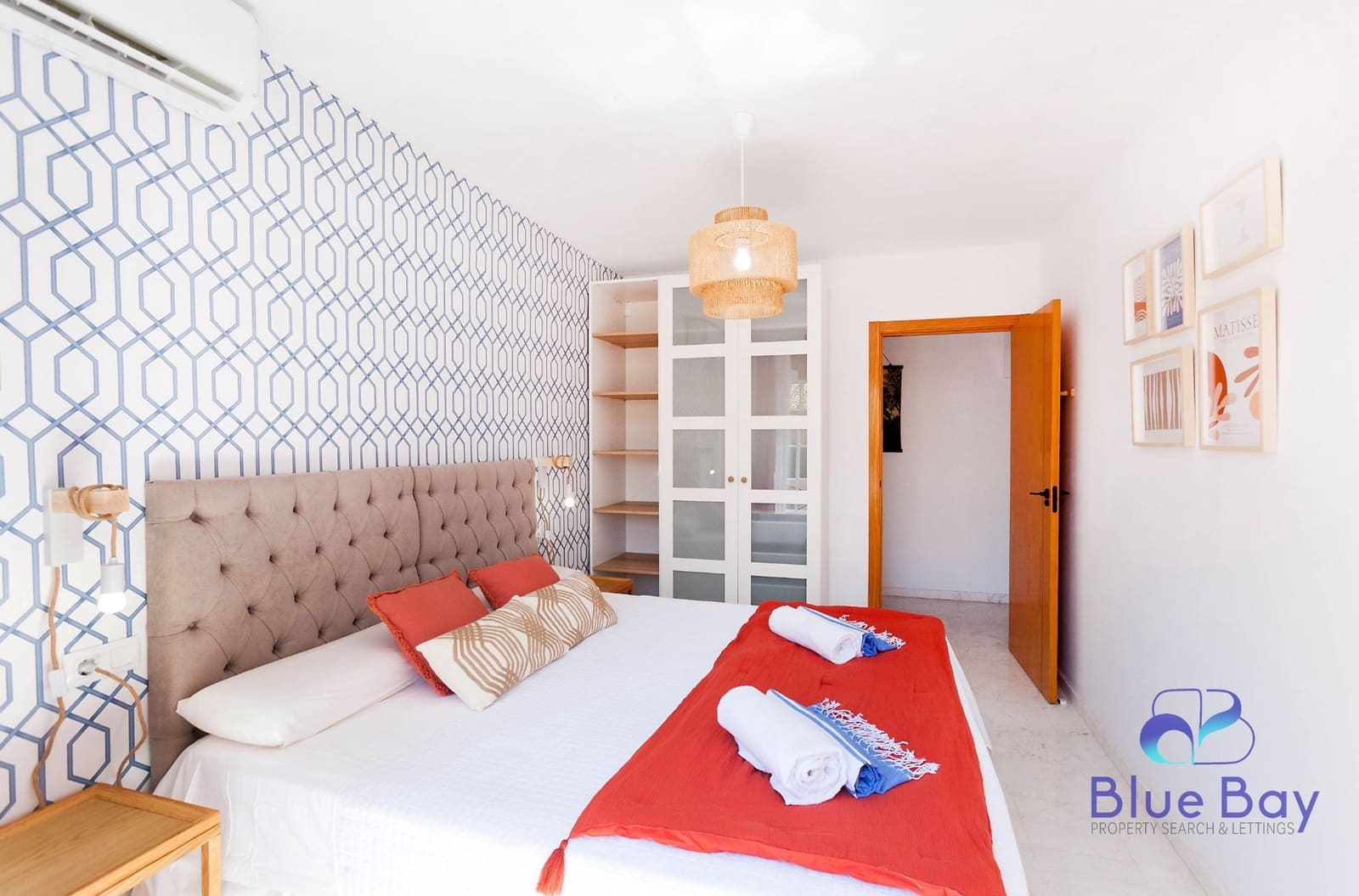 2 sypialnia Apartament do wynajęcia w La Herradura z basenem garażem - 1 400 € (Ref: 9272074)