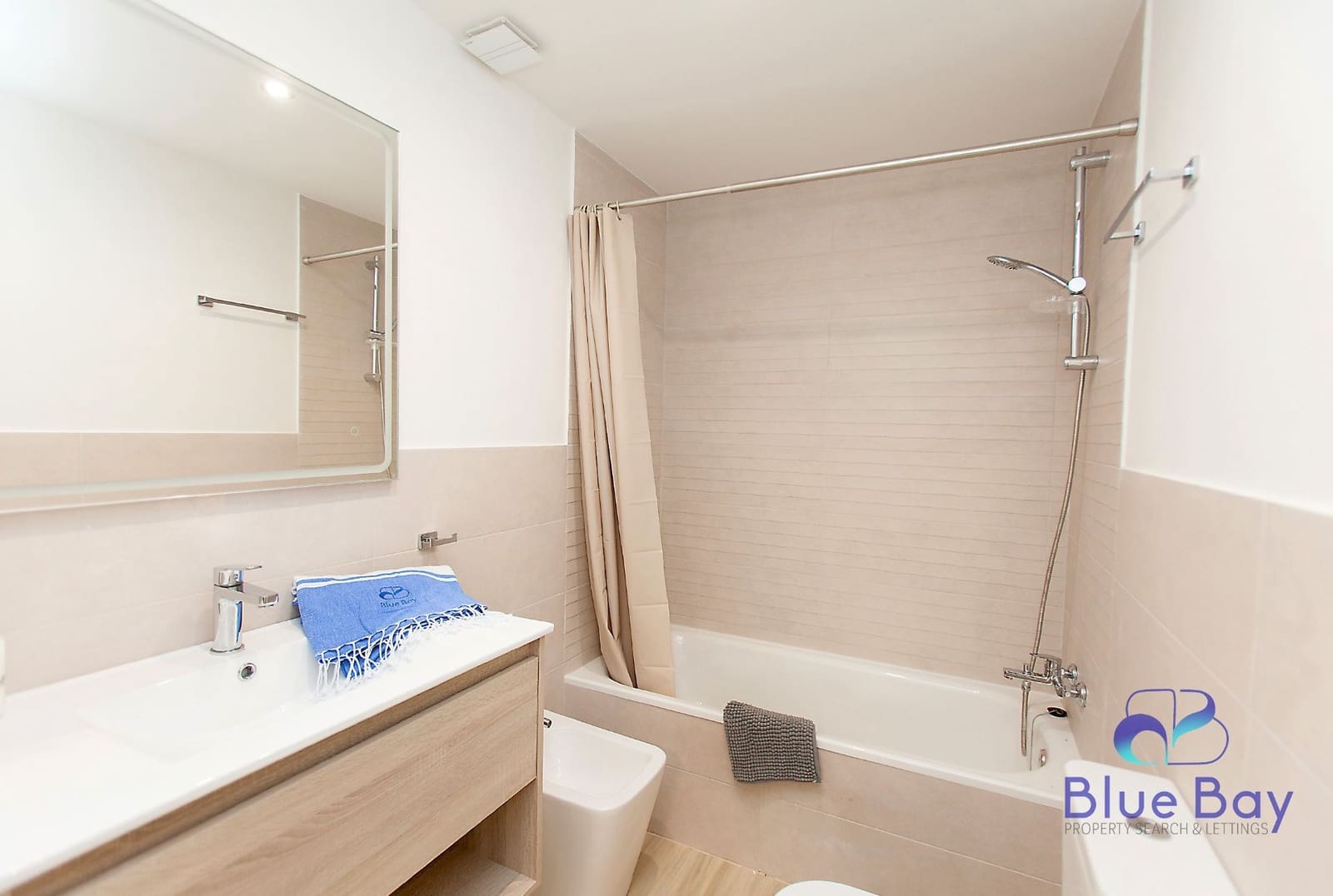 3 soverom Leilighet til leie i La Herradura - € 1 350 (Ref: 9272075)