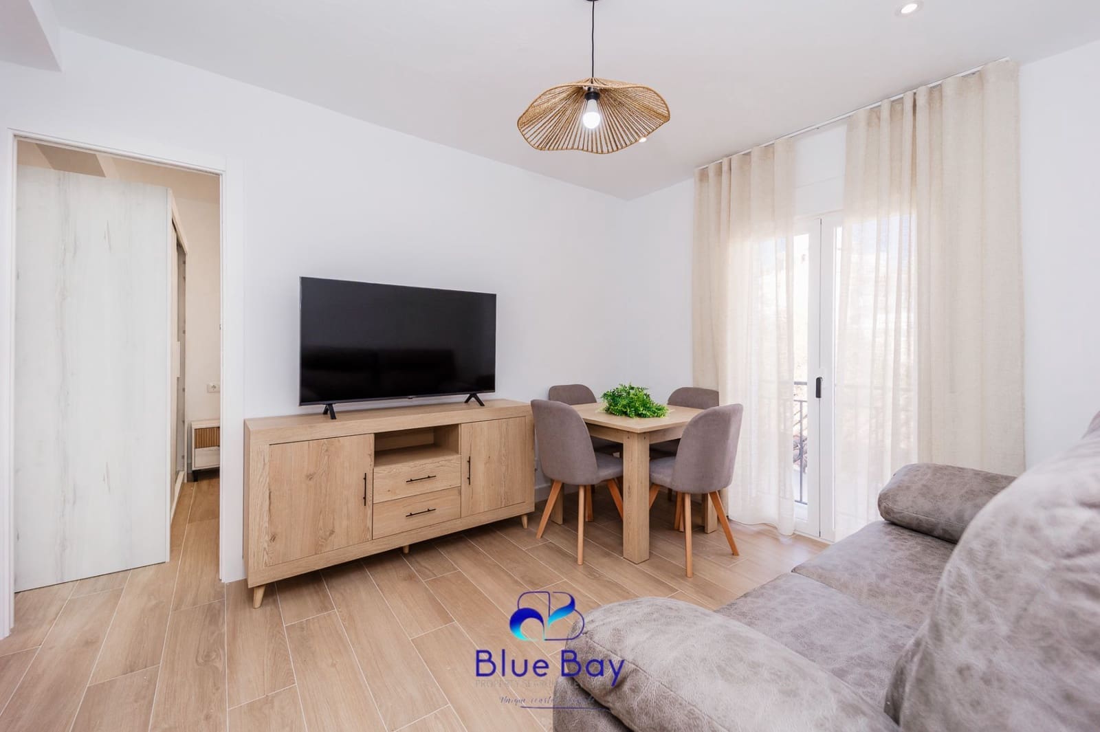 2 makuuhuone Omakotitalo vuokrattavana paikassa La Herradura - 1 150 € (Ref: 9272076)