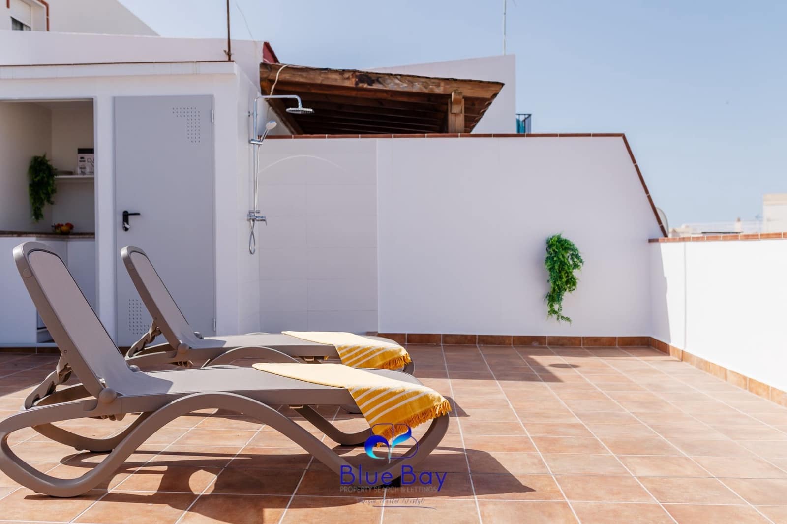 2 makuuhuone Omakotitalo vuokrattavana paikassa La Herradura - 1 150 € (Ref: 9272076)