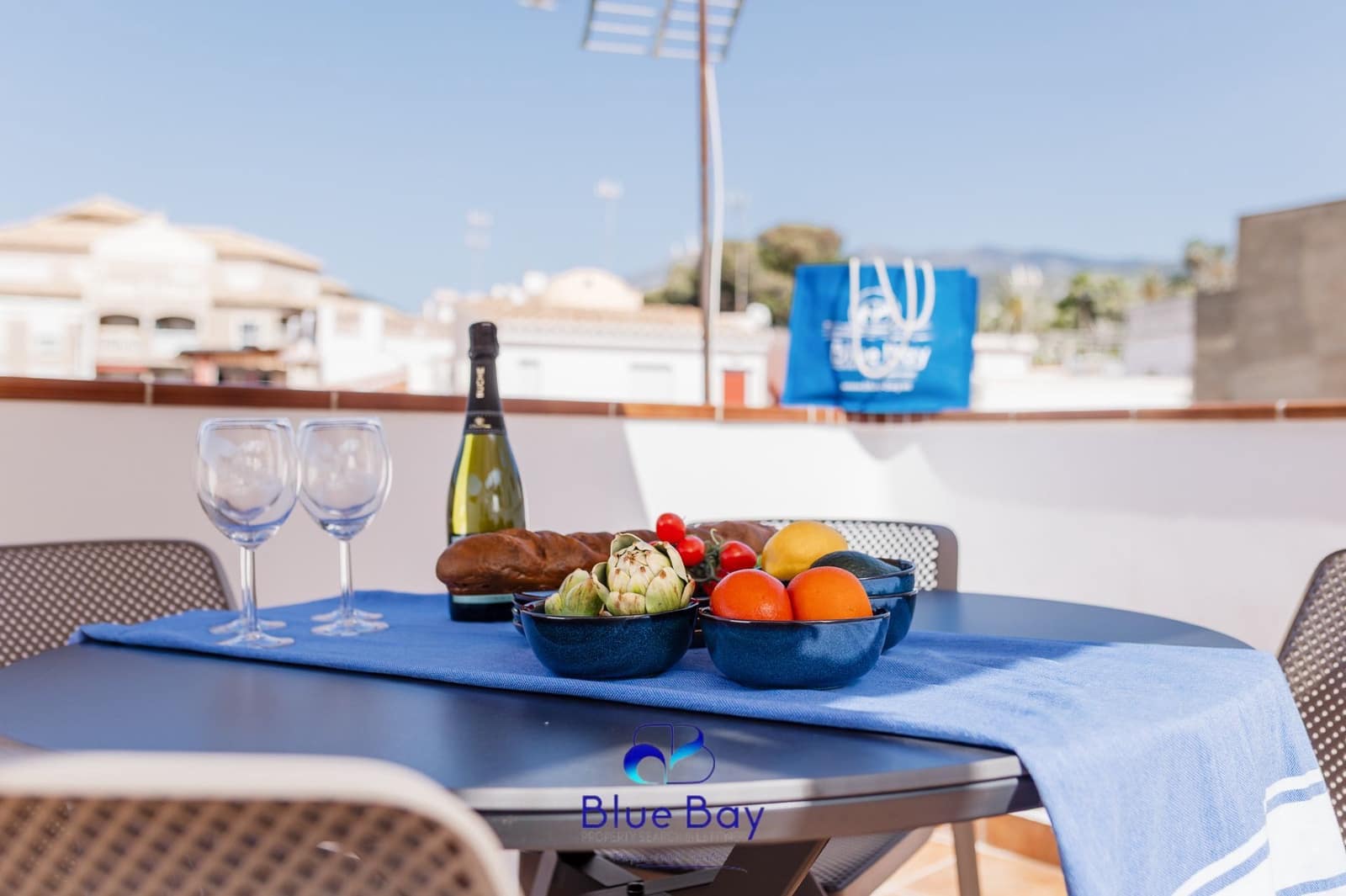 2 makuuhuone Omakotitalo vuokrattavana paikassa La Herradura - 1 150 € (Ref: 9272076)