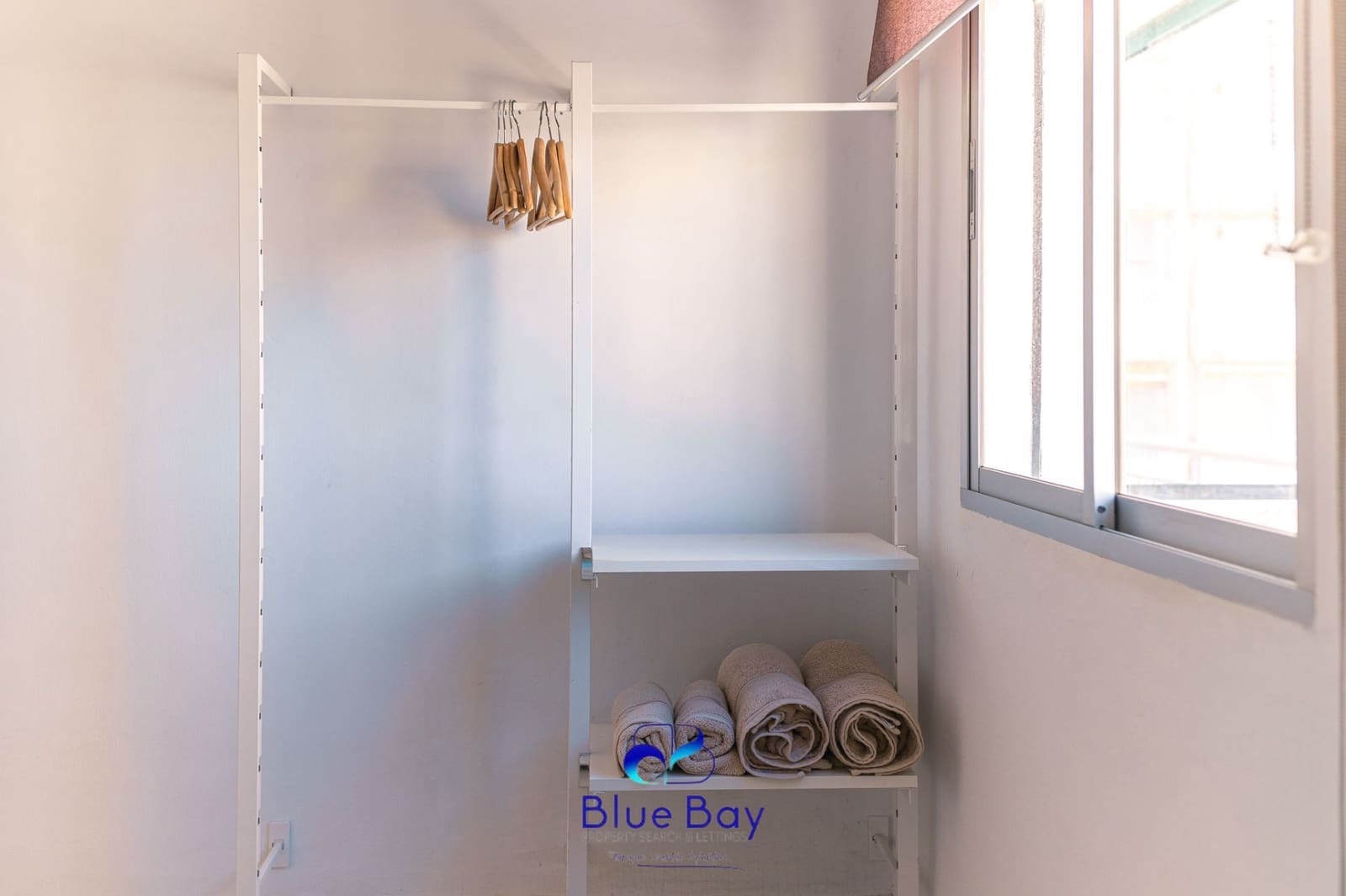 2 bedroom Apartment for rent in La Herradura with garage - € 1,350 (Ref: 9272077)