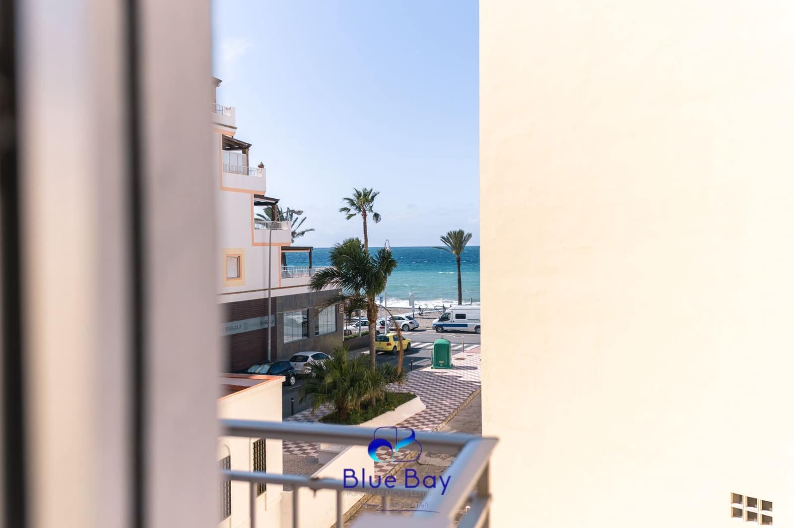 2 bedroom Apartment for rent in La Herradura with garage - € 1,350 (Ref: 9272077)