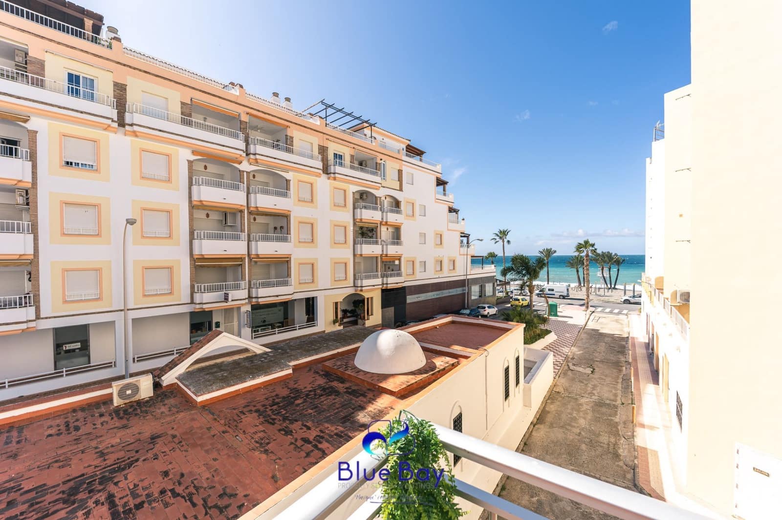 2 bedroom Apartment for rent in La Herradura with garage - € 1,350 (Ref: 9272077)