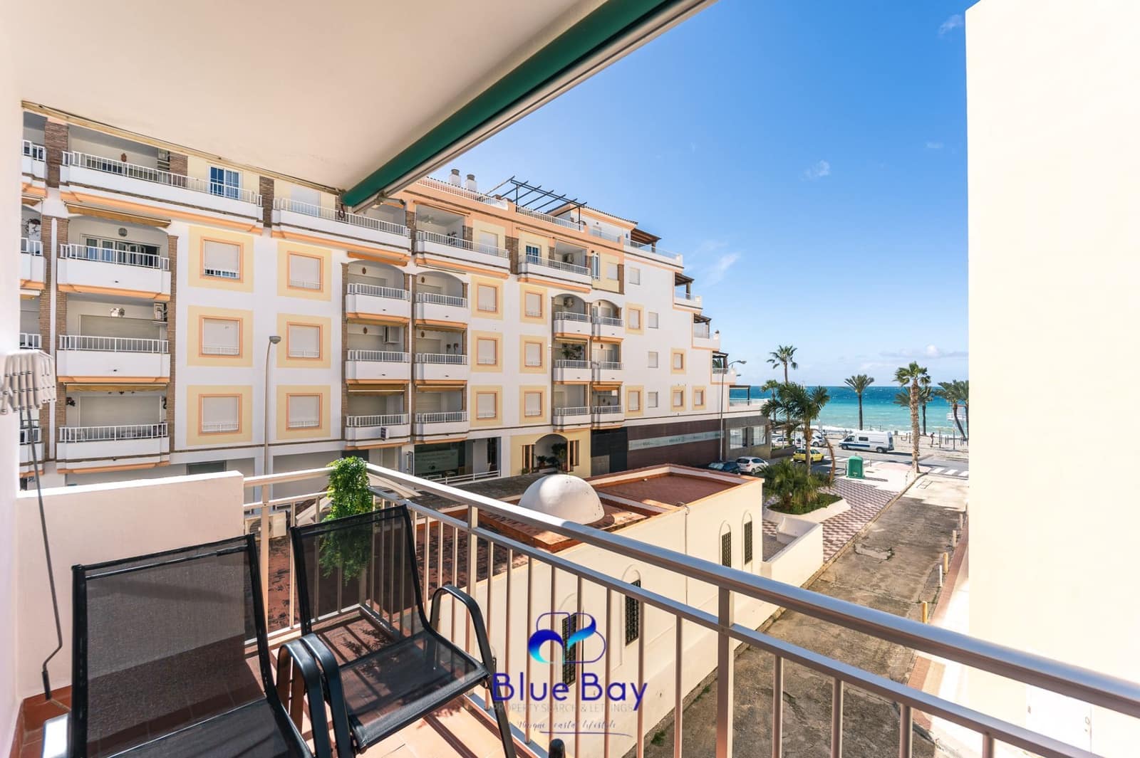 2 bedroom Apartment for rent in La Herradura with garage - € 1,350 (Ref: 9272077)