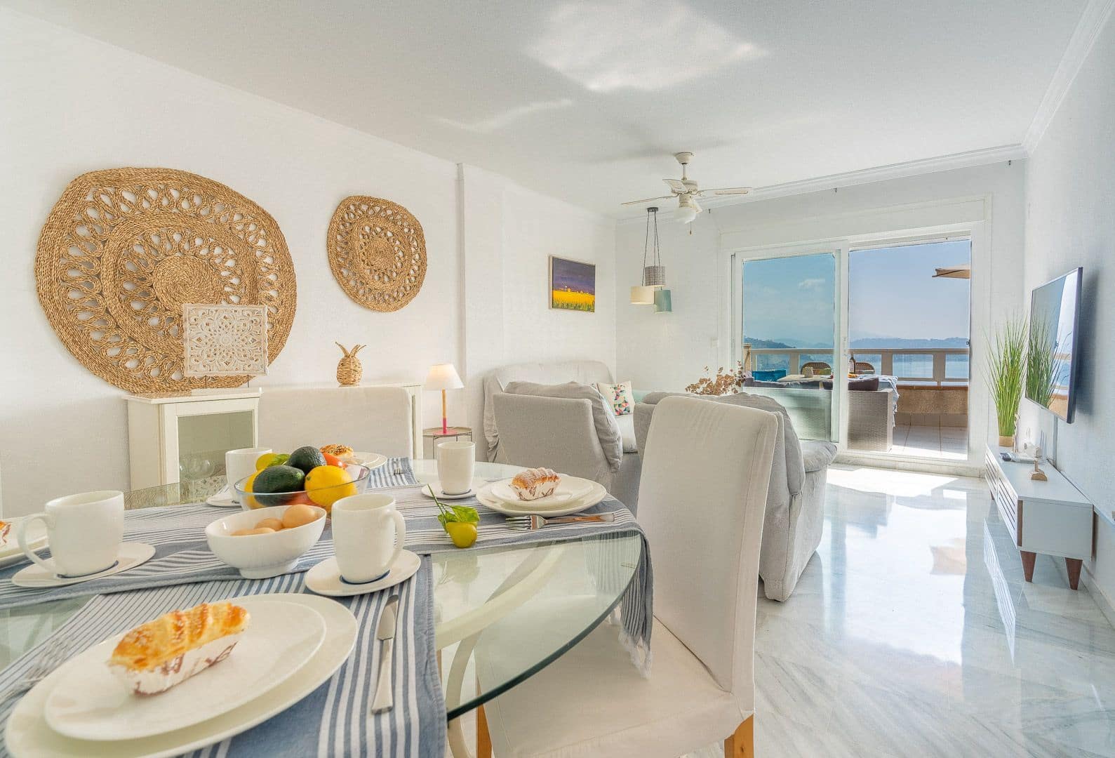 2 soveværelse Lejlighed til leje i La Herradura med garage - € 1.400 (Ref: 9272078)