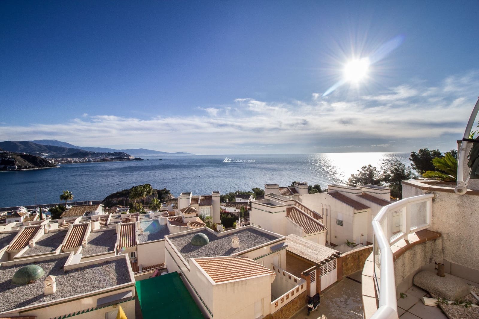 2 soveværelse Lejlighed til leje i La Herradura med garage - € 1.400 (Ref: 9272078)