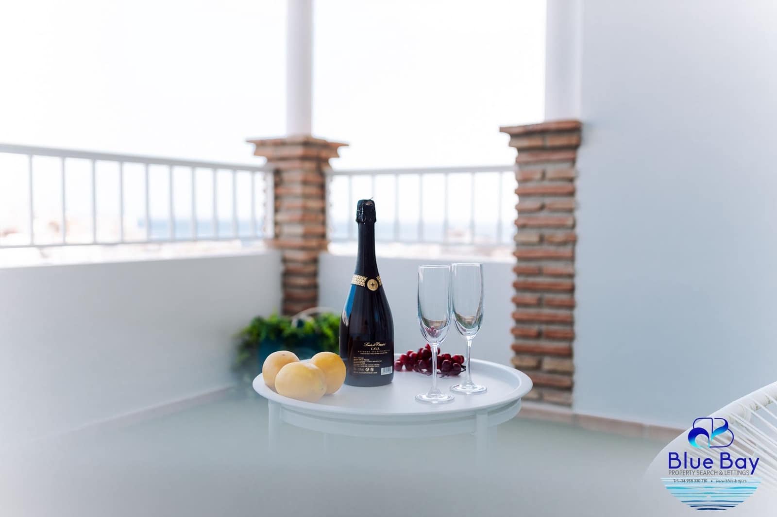 1 soveværelse Lejlighed til leje i La Herradura med swimmingpool - € 950 (Ref: 9272079)