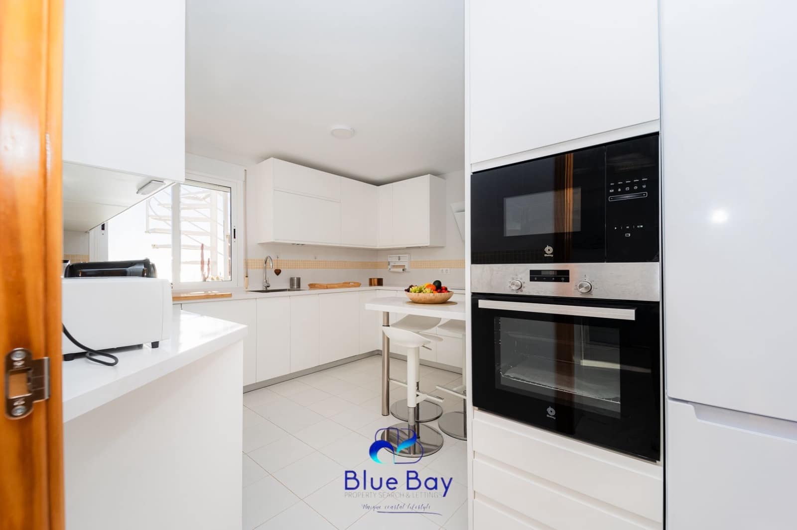 2 sypialnia Apartament do wynajęcia w La Herradura - 1 500 € (Ref: 9272080)