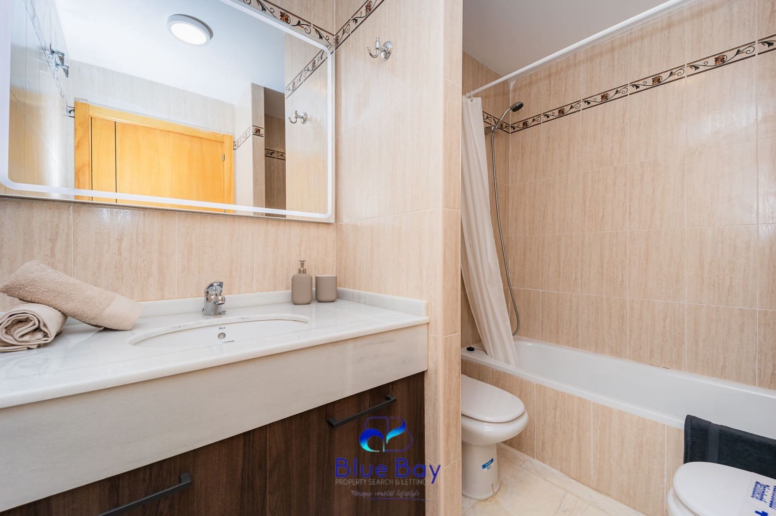 2 sypialnia Apartament do wynajęcia w La Herradura - 1 500 € (Ref: 9272080)