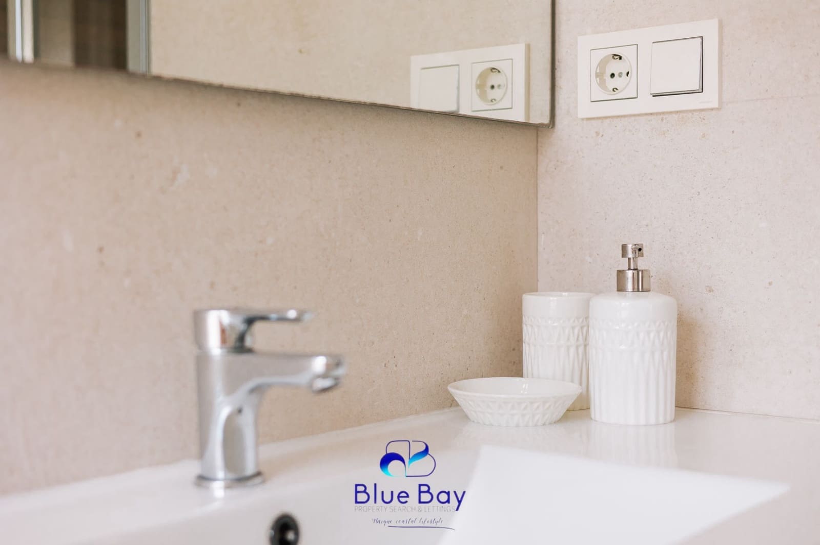 3 makuuhuone Huoneisto vuokrattavana paikassa La Herradura - 1 650 € (Ref: 9361933)