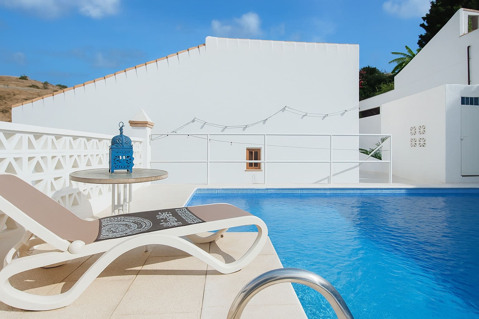 3 bedroom Villa for sale in La Herradura with pool garage - € 525,000 (Ref: 9387384)