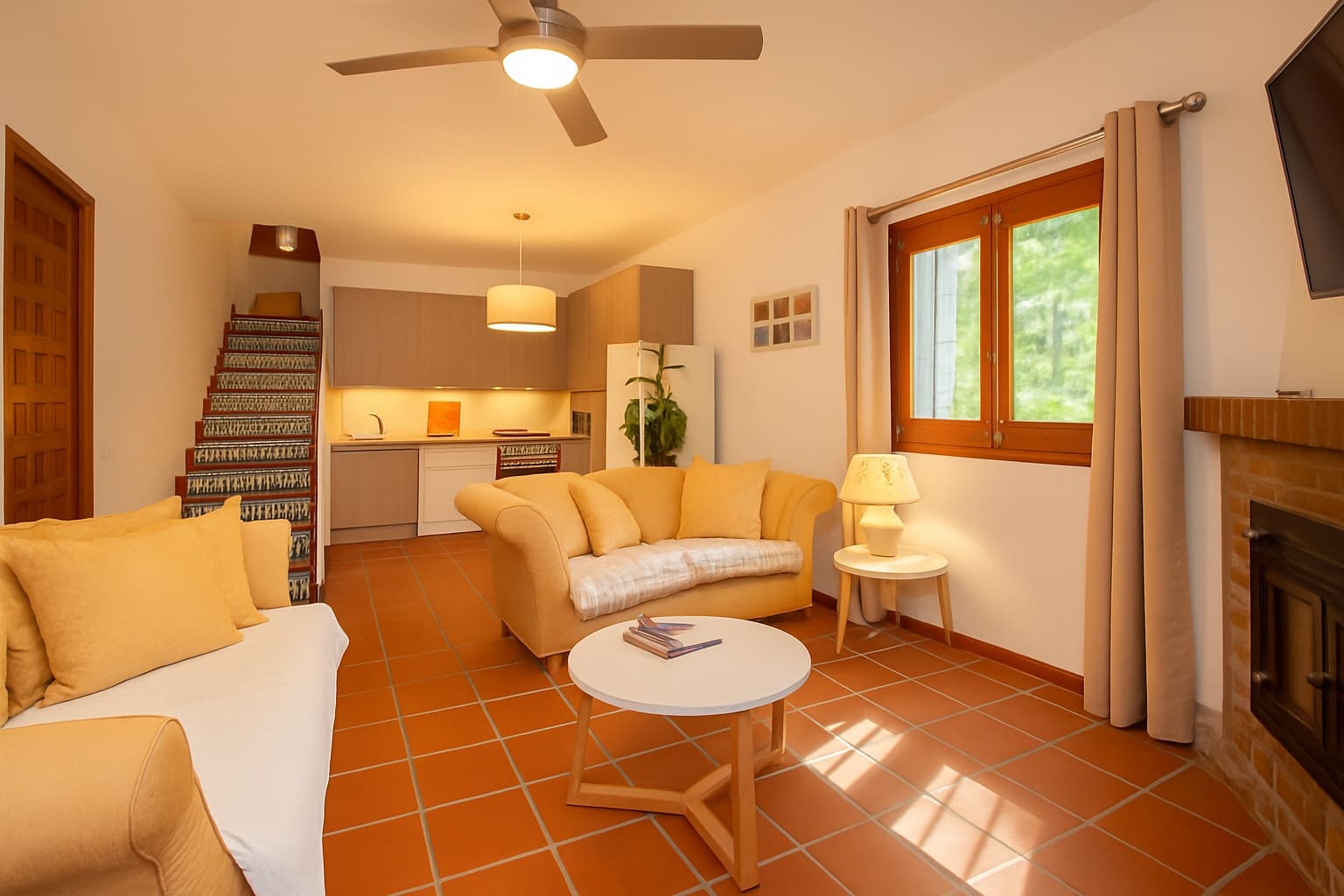 3 bedroom Villa for sale in La Herradura with pool garage - € 525,000 (Ref: 9387384)