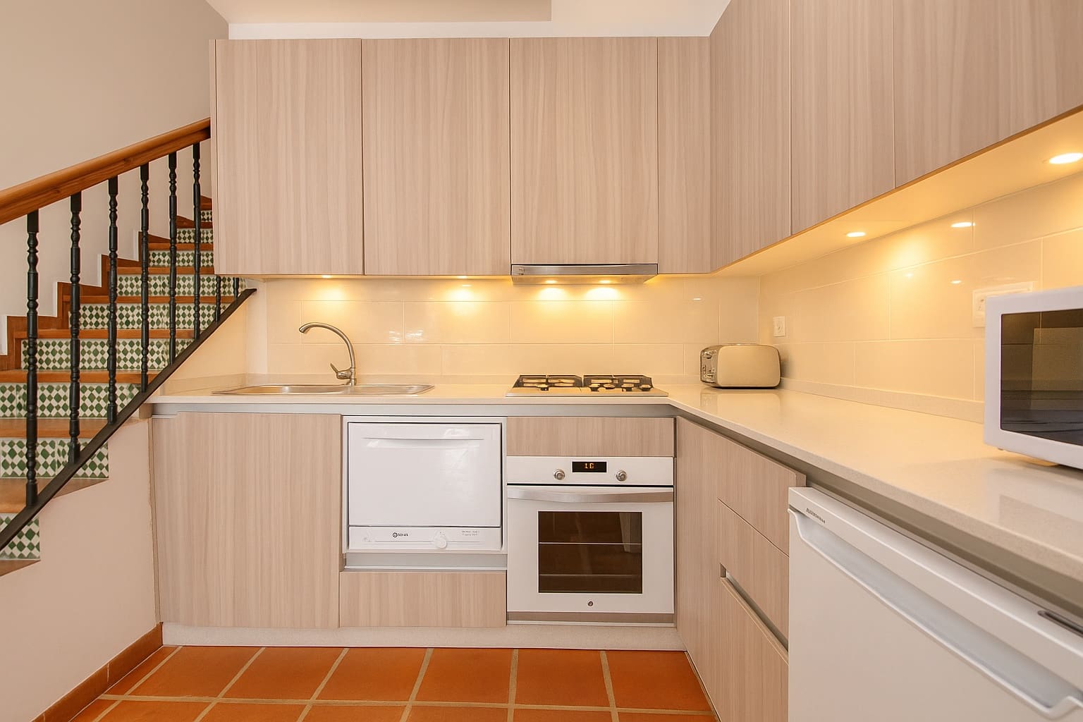 3 bedroom Villa for sale in La Herradura with pool garage - € 525,000 (Ref: 9387384)