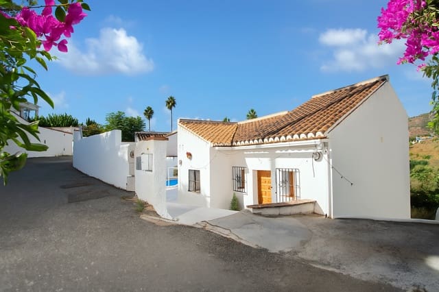 3 chambre Villa/Maison à vendre à La Herradura, Almuñécar avec piscine garage - 525 000 € (Ref: 9387384)