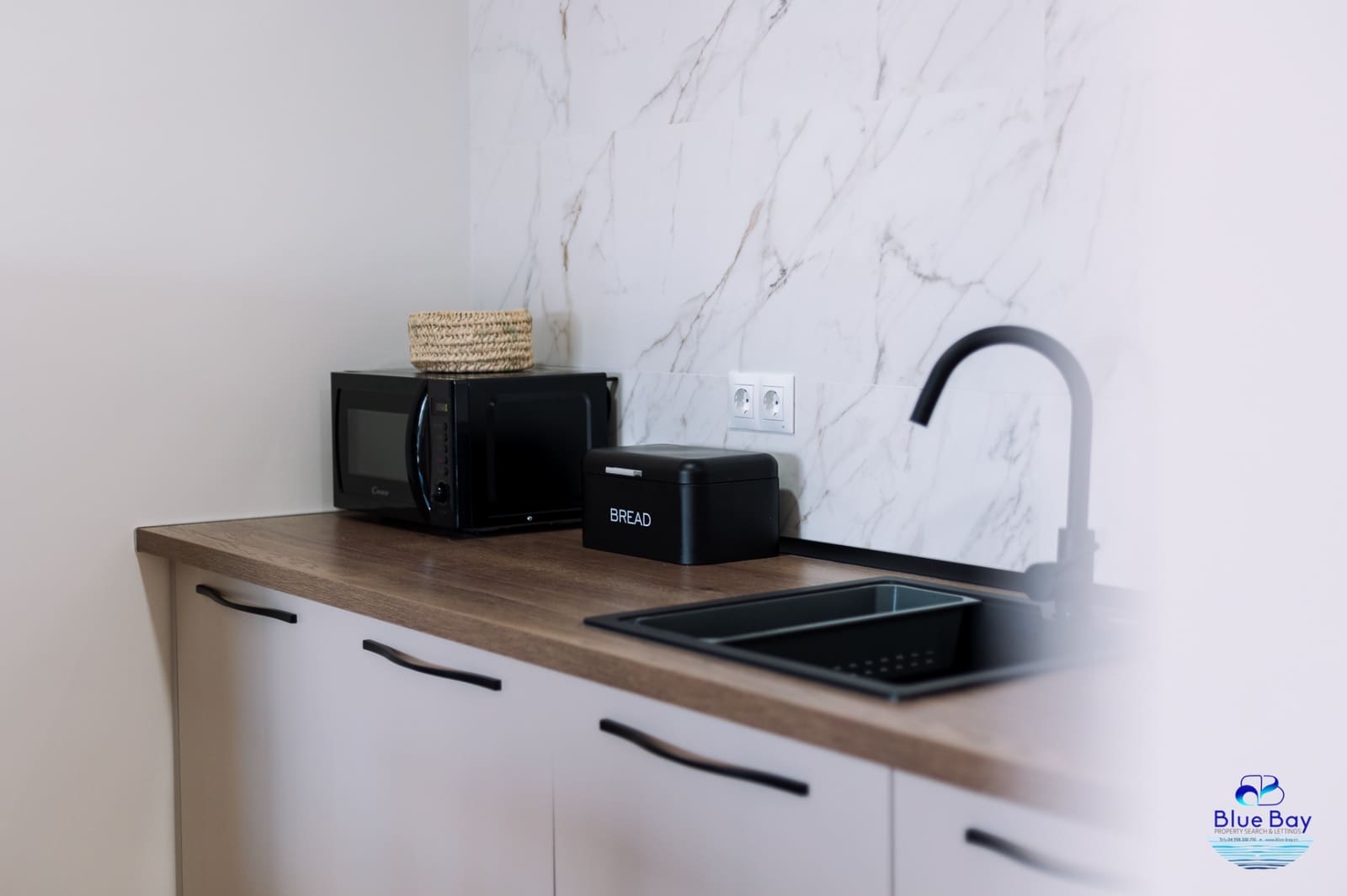 1 soverom Leilighet til salgs i La Herradura med svømmebasseng garasje - € 280 000 (Ref: 9395715)