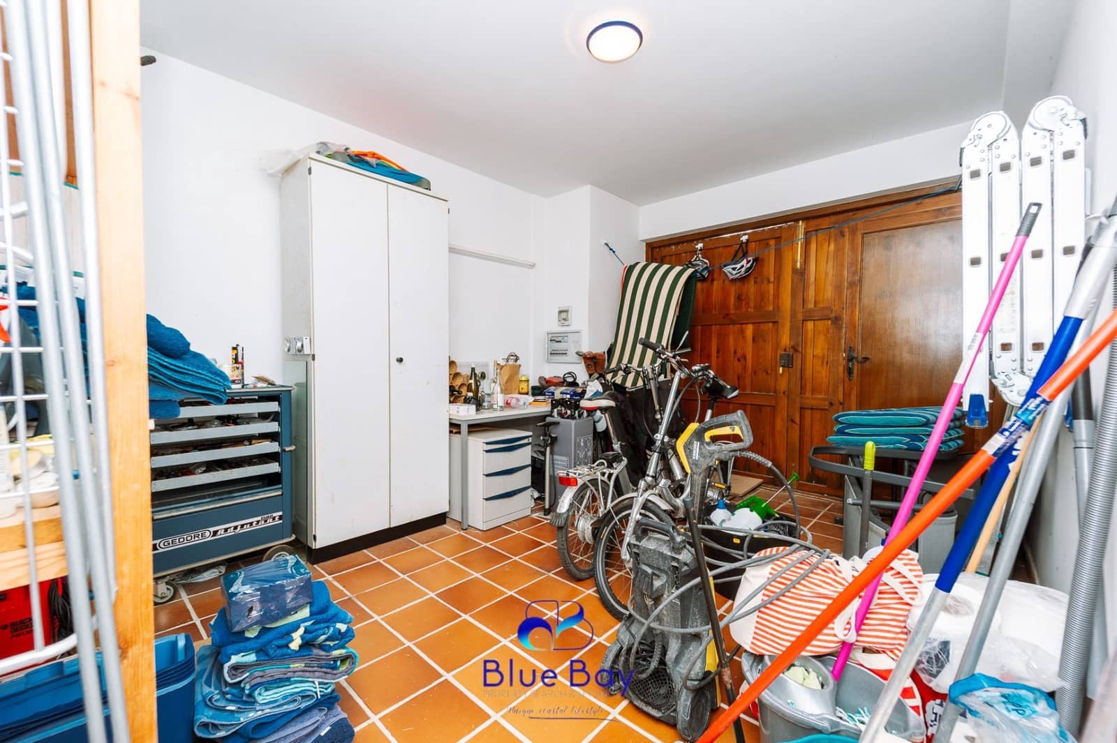 3 slaapkamer Halfvrijstaande villa te koop in La Herradura met zwembad garage - € 650.000 (Ref: 9424275)