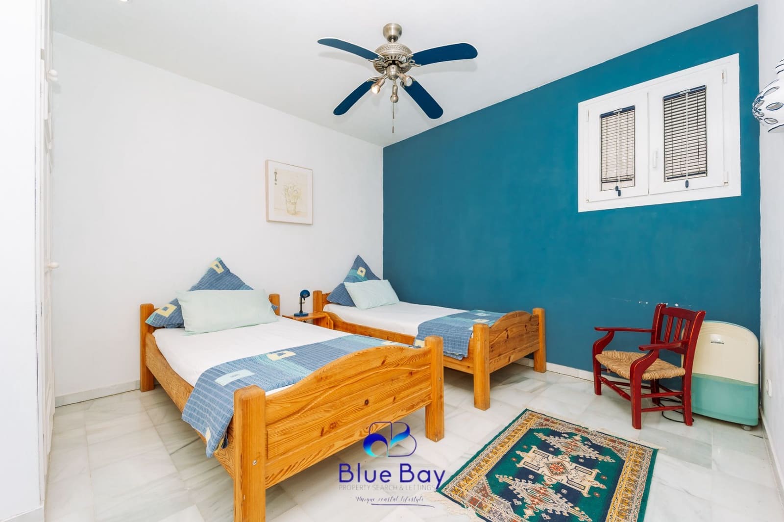 3 slaapkamer Halfvrijstaande villa te koop in La Herradura met zwembad garage - € 650.000 (Ref: 9424275)