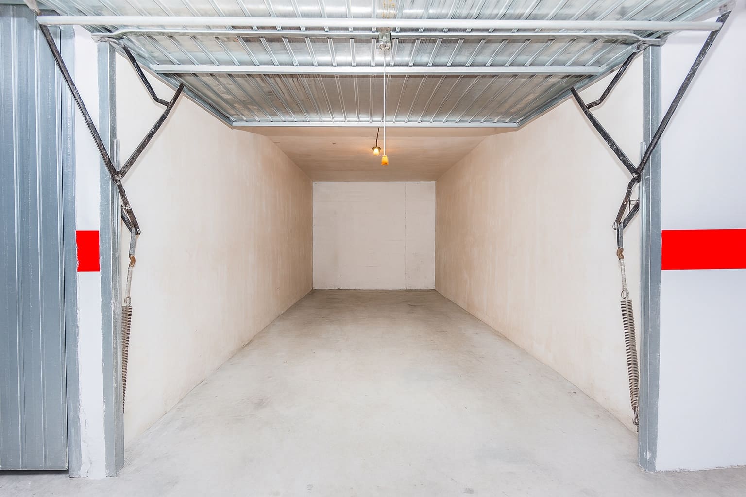 2 slaapkamer Appartement te koop in La Herradura met garage - € 330.000 (Ref: 9439479)