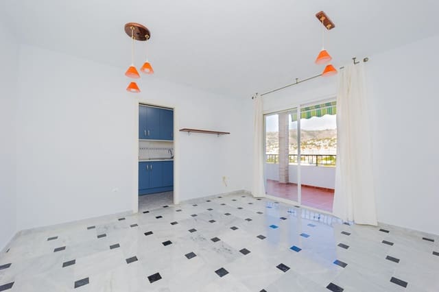 2 slaapkamer Appartement te koop in La Herradura, Almuñécar met garage - € 330.000 (Ref: 9439479)