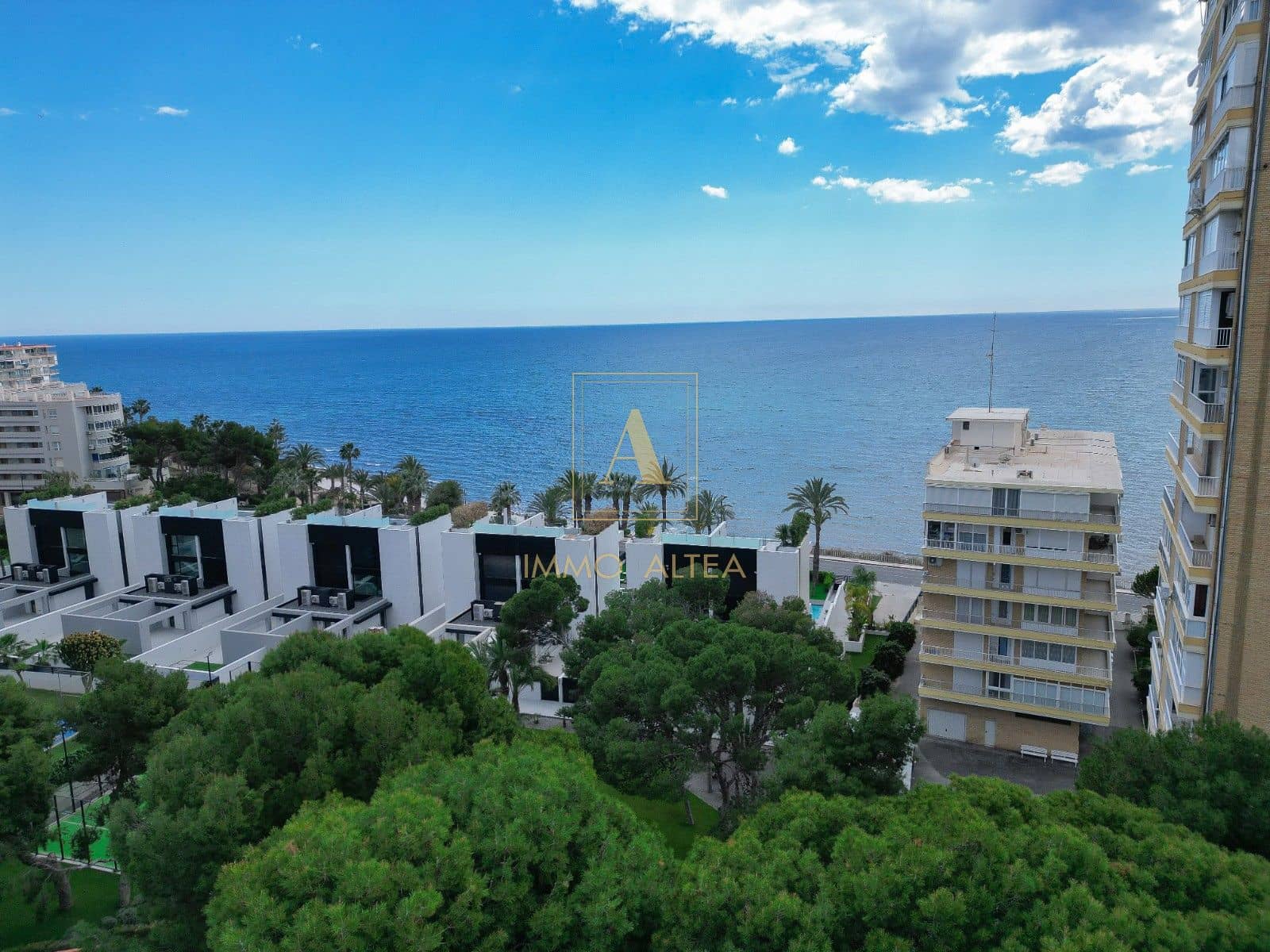 4 soveværelse Villa til salg i Alicante by med garage - € 1.090.000 (Ref: 10004980)
