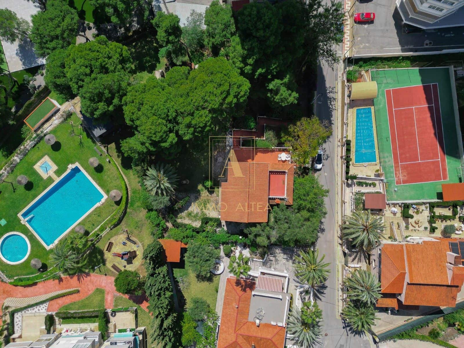 4 soveværelse Villa til salg i Alicante by med garage - € 1.090.000 (Ref: 10004980)