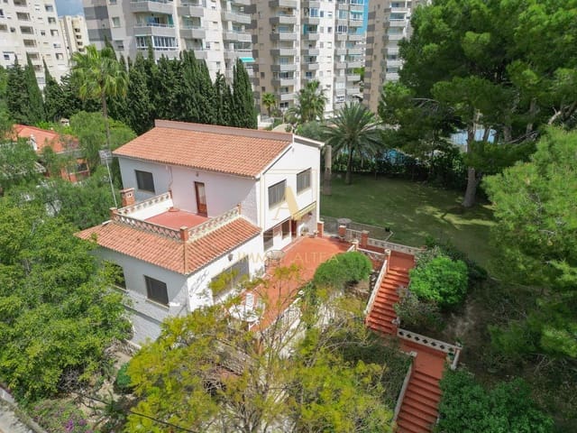 4 soveværelse Villa til salg i Alicante by med garage - € 1.090.000 (Ref: 10004980)