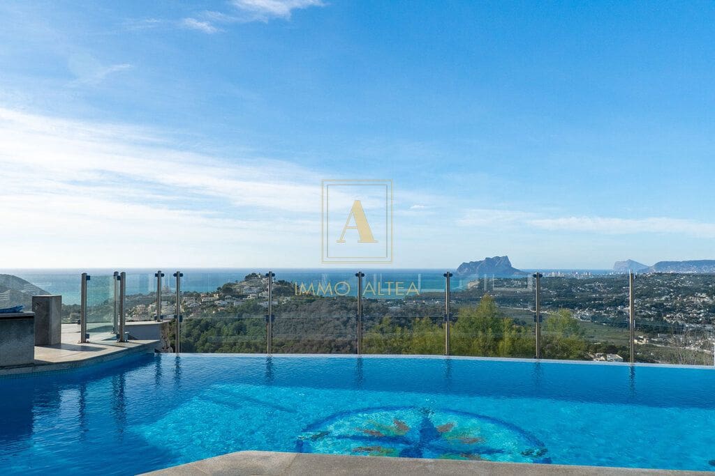 4 quarto Moradia para venda em Moraira com piscina garagem - 1 990 000 € (Ref: 10021936)