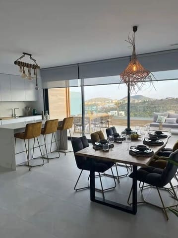 4 slaapkamer Appartement te koop in Alicante stad met zwembad - € 595.000 (Ref: 10029992)