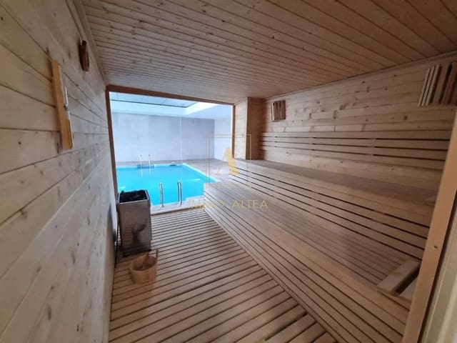 4 slaapkamer Appartement te koop in Alicante stad met zwembad - € 595.000 (Ref: 10029992)