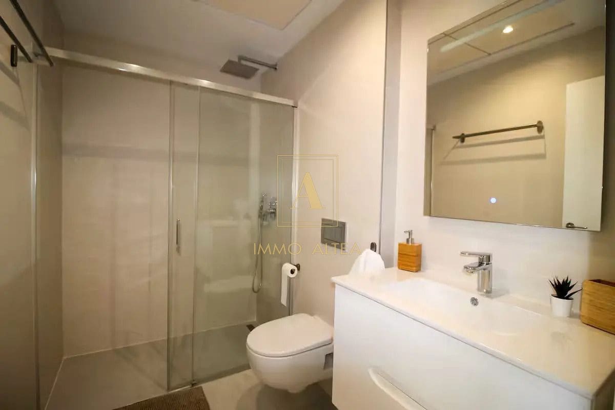 4 sovrum Lägenhet till salu i Alicante stad med pool - 595 000 € (Ref: 10029992)