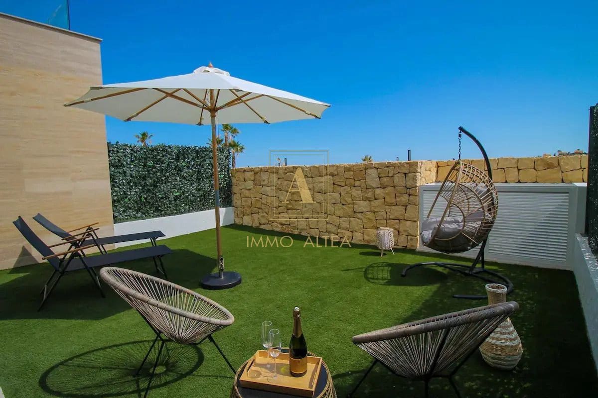 4 sovrum Lägenhet till salu i Alicante stad med pool - 595 000 € (Ref: 10029992)