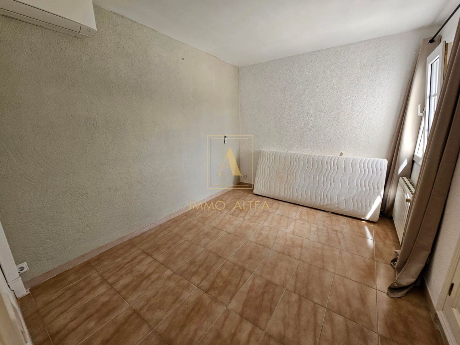 Chalet de 6 habitaciones en Alicante / Alacant ciudad en venta con piscina garaje - 1.295.000 € (Ref: 10034856)
