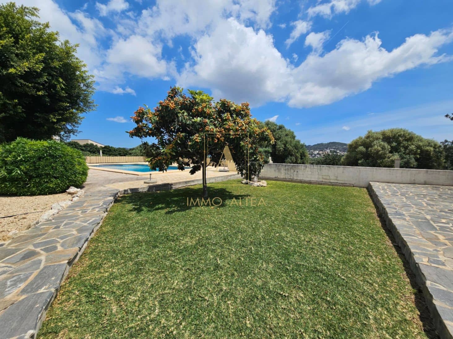 Chalet de 6 habitaciones en Alicante / Alacant ciudad en venta con piscina garaje - 1.295.000 € (Ref: 10034856)