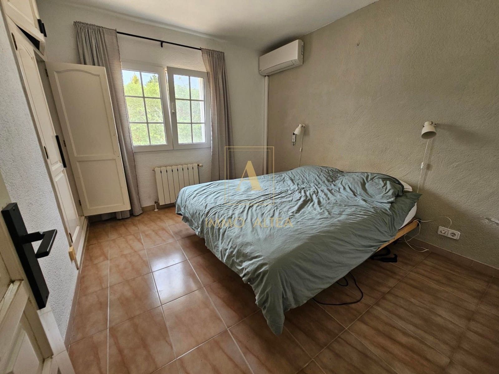 Chalet de 6 habitaciones en Alicante / Alacant ciudad en venta con piscina garaje - 1.295.000 € (Ref: 10034856)