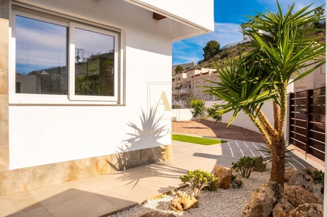 5 quarto Moradia para venda em Alicante cidade com piscina garagem - 587 000 € (Ref: 10046789)