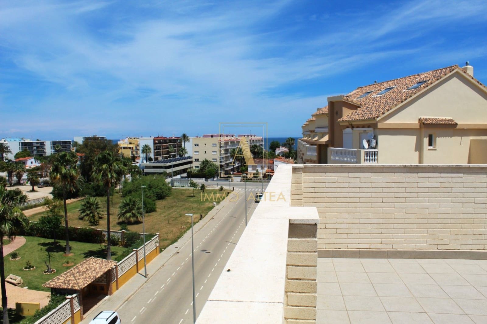 3 soveværelse Penthouse til salg i Alicante by med garage - € 685.000 (Ref: 10054609)