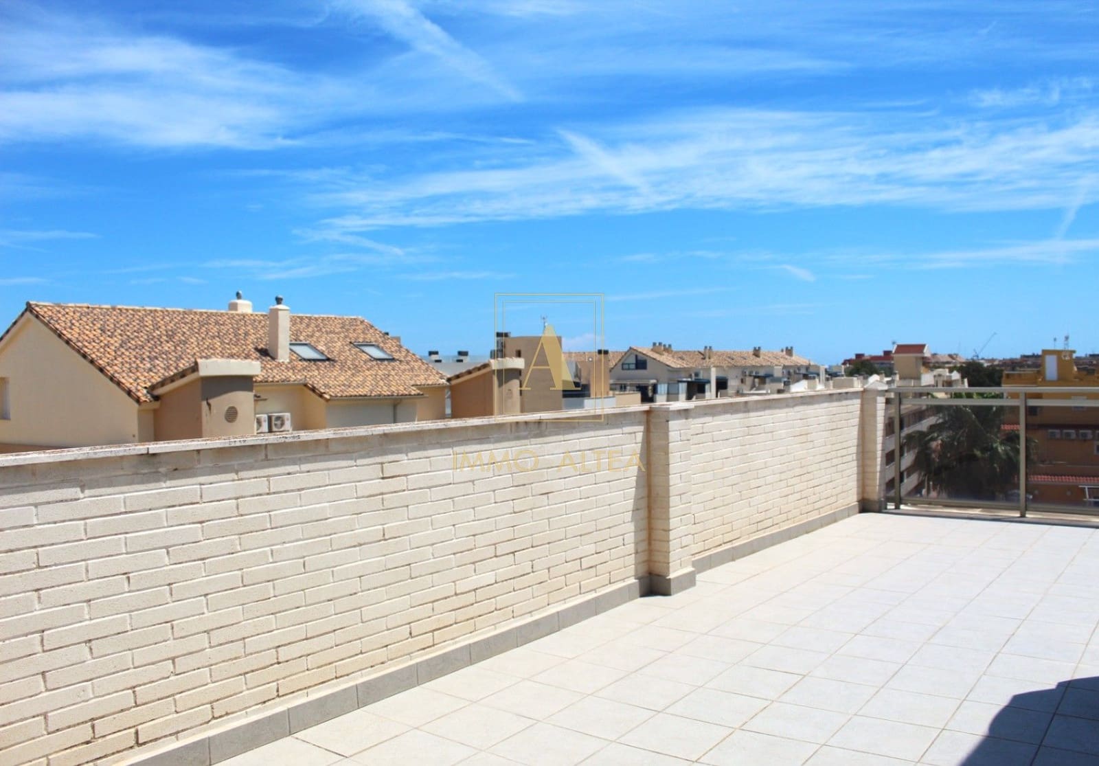 3 soveværelse Penthouse til salg i Alicante by med garage - € 685.000 (Ref: 10054609)